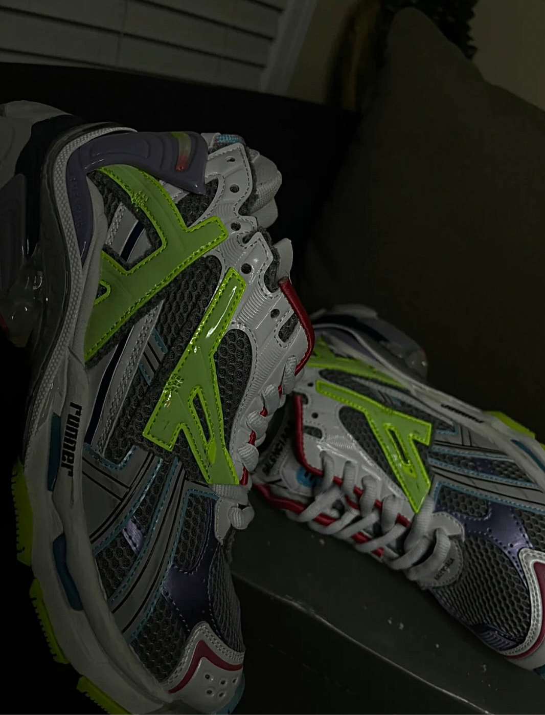 Neon Track Runner’s