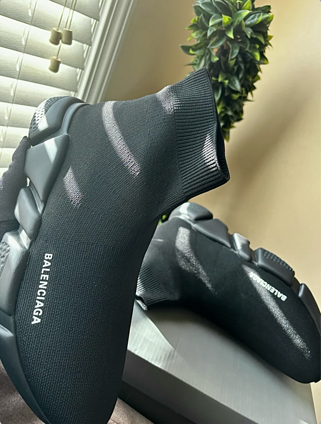 Black Balenci Speed Runner’s