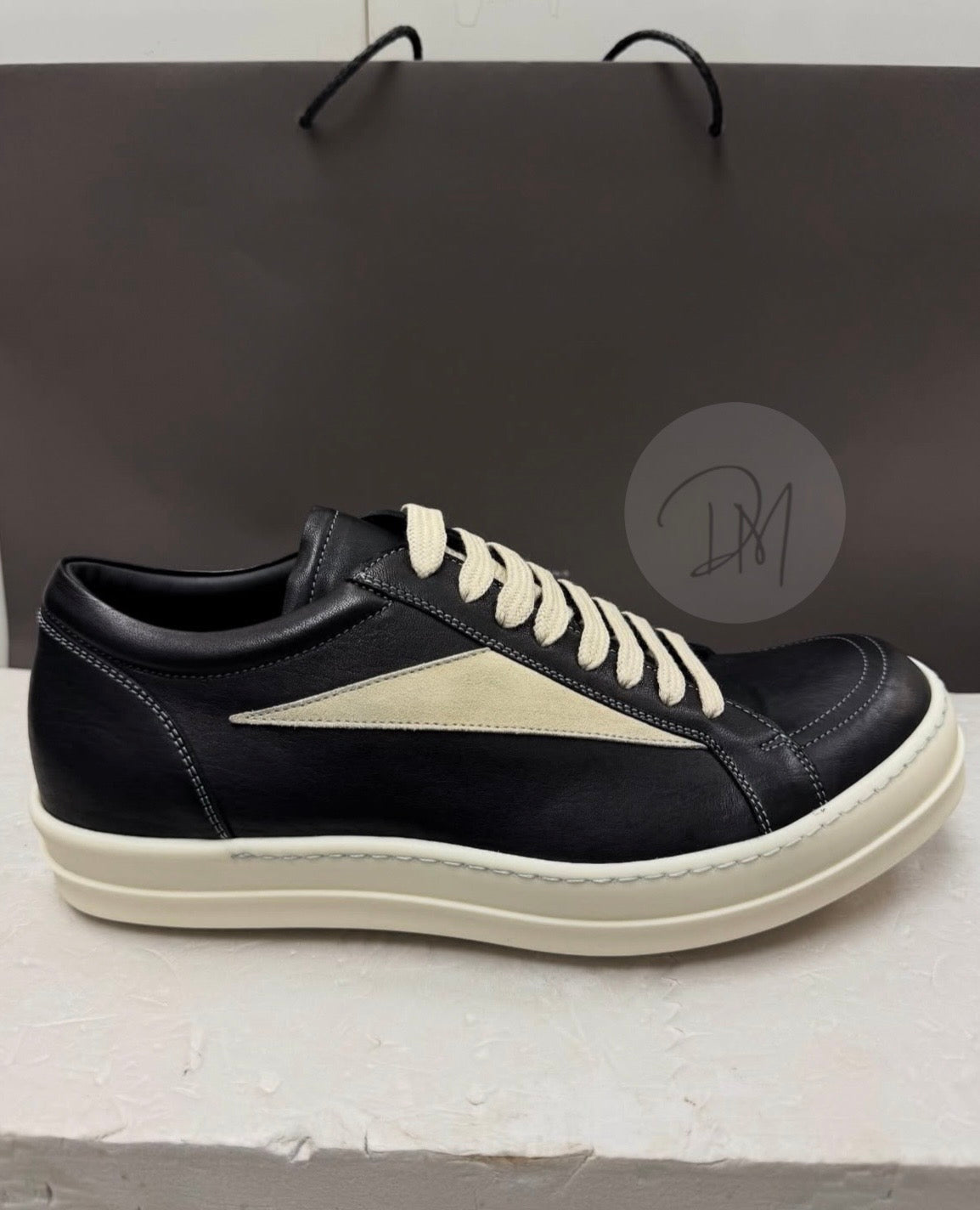 Hollywood Vintage Rick’s